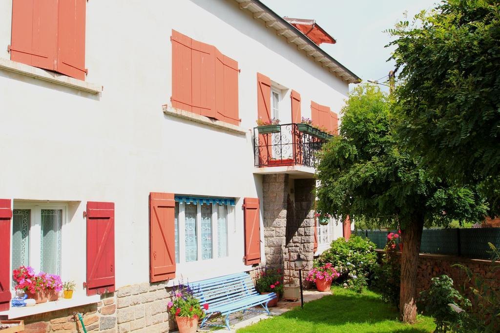 La Maison Des Chats Saint-Mary-le-Plain Exteriér fotografie