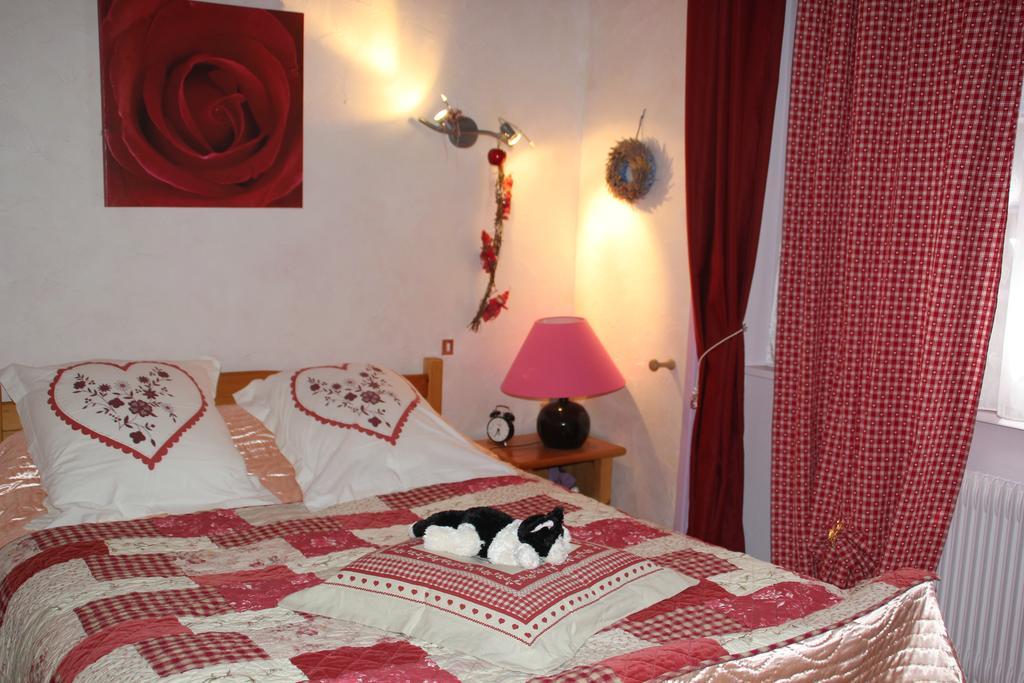 La Maison Des Chats Saint-Mary-le-Plain Exteriér fotografie